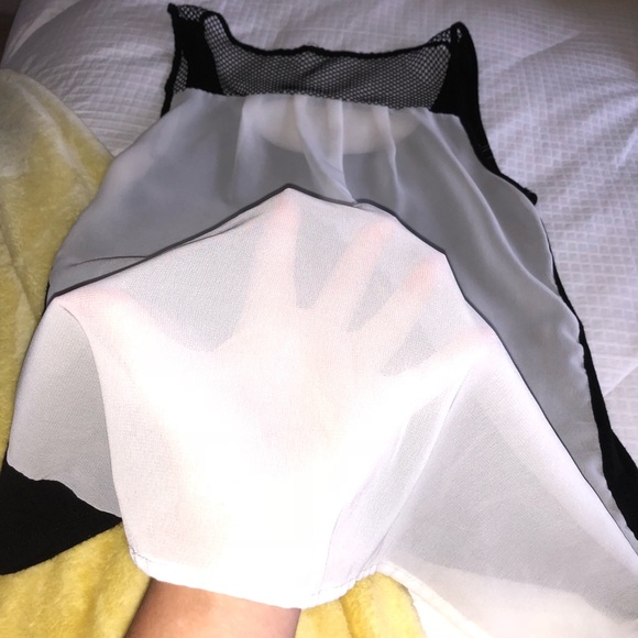 Sheer tank top. EUC - Picture 4 of 4